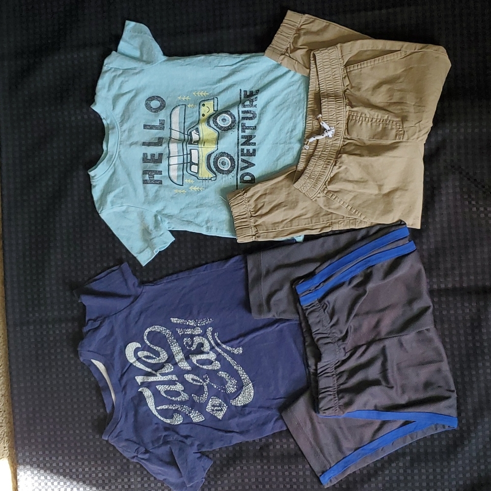 Lot of 4, boys, 3T ,2 pants and 2 short sleeve shirts,